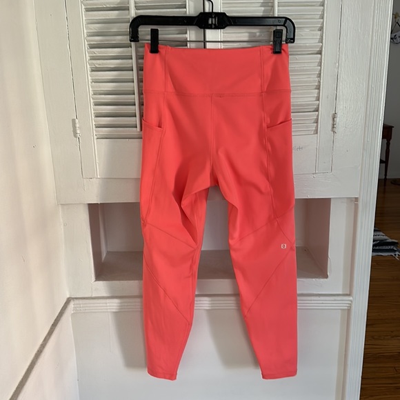 Le ORE Coral Leggings with Pockets, Size Small - Picture 2 of 5